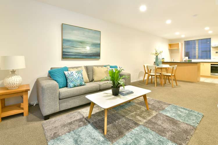 17/3 Riverside Road Orewa_2