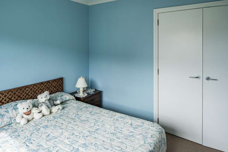 15 Te Puia Drive Aotea_18