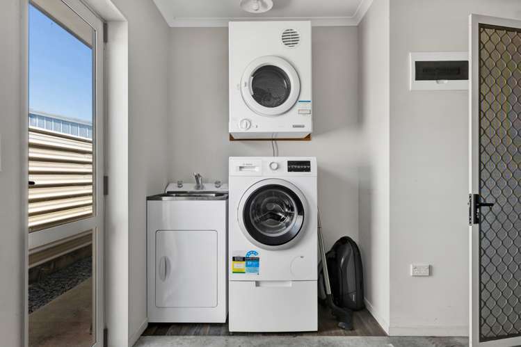 9b Disraeli Street Hawera_15