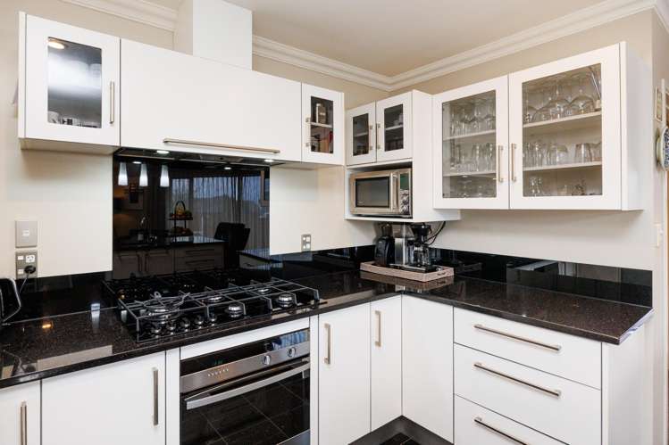 172 Pacific Drive Fitzherbert_11