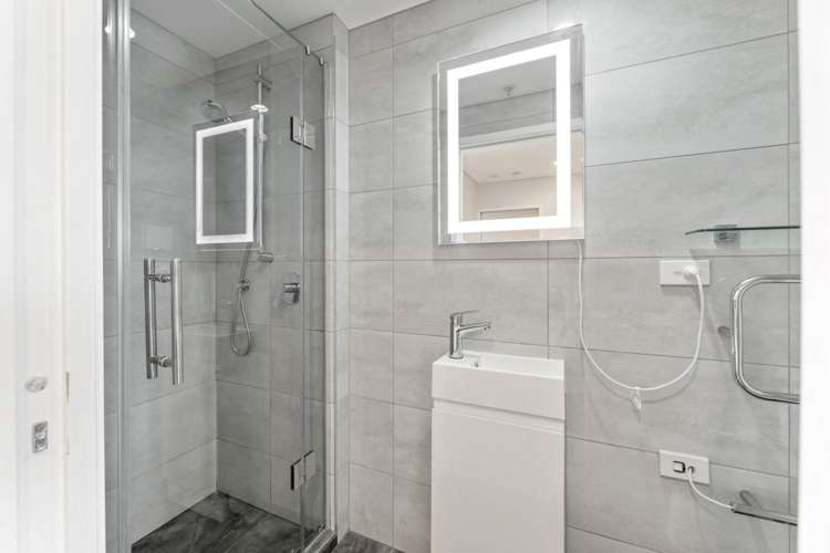 1205/37 Symonds Street City Centre_6