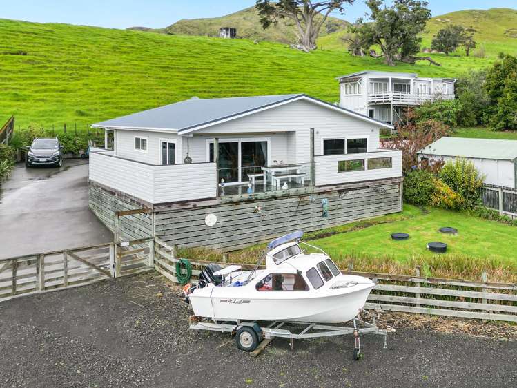 98 State Highway 12 Opononi_13