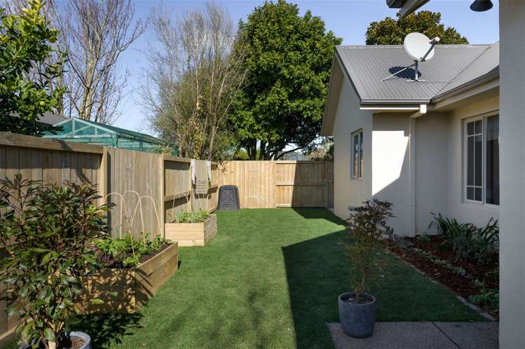 69 Wiltshire Drive Huntington_26