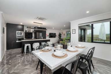 13 Riverglen Drive_2