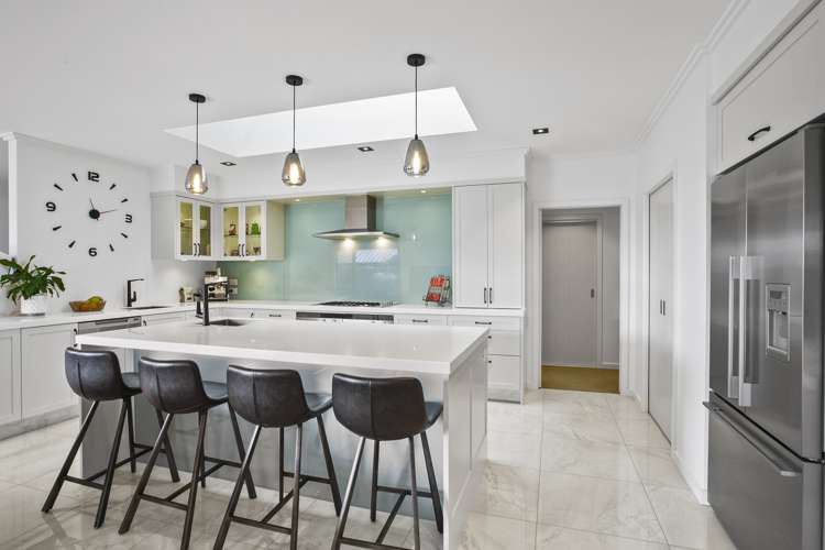 12 Gleneagles Way Waiwhakaiho_6