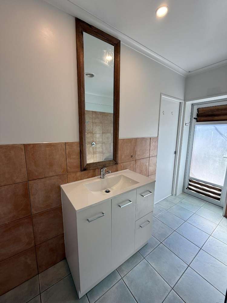 7 Ferry Road Stanmore Bay_26