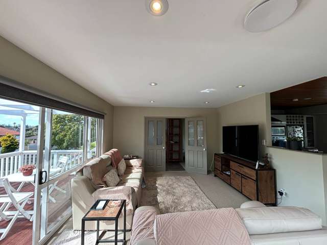 6 Kells Place Botany Downs_2