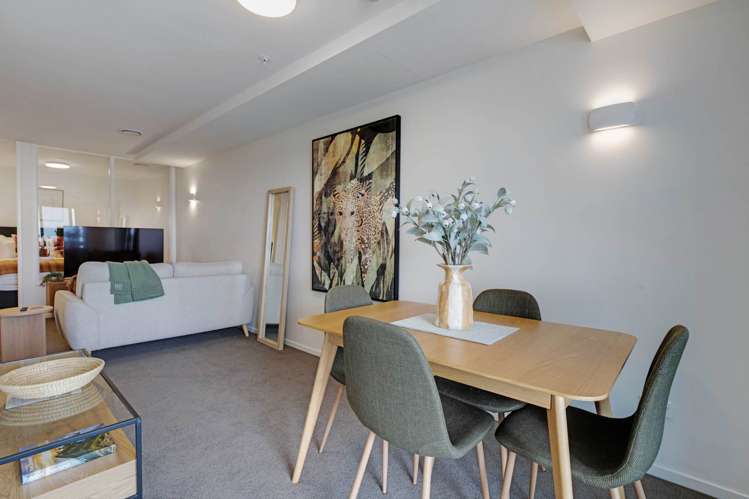 12G/135 Victoria Street West_4