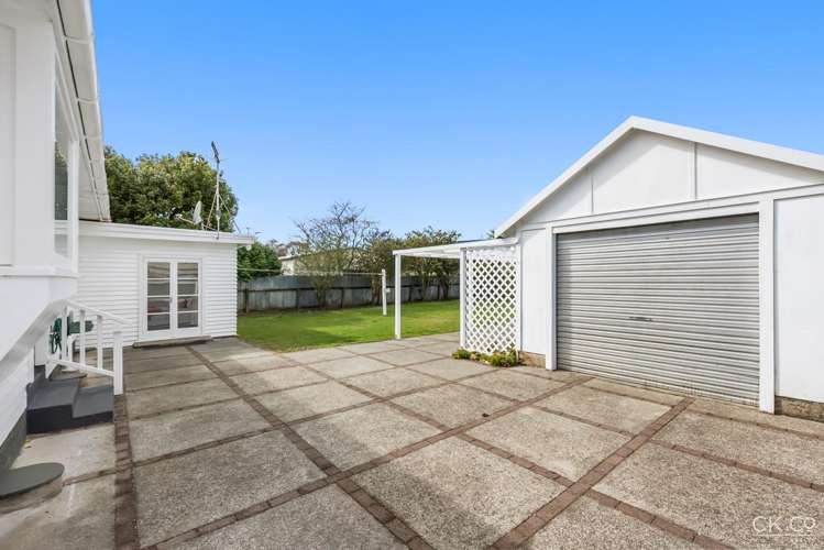 57 Longfellow Street Trentham_18