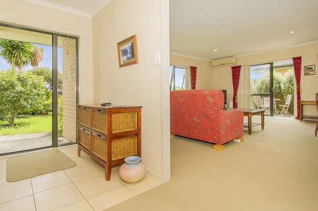 38 Cholmondeley Crescent Whitianga_1