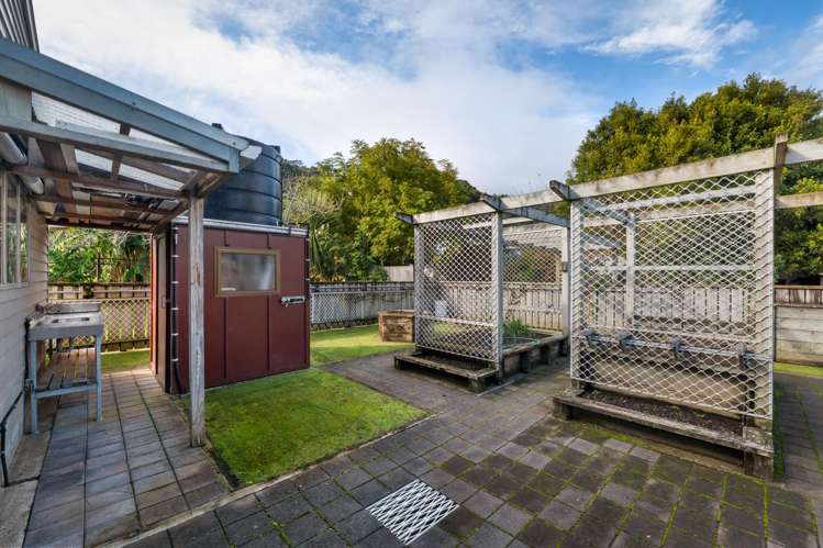 5 West Crescent Te Puru_31