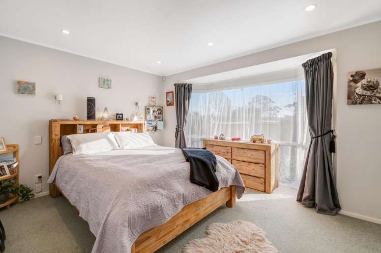 2312 State Highway 16 Helensville_14