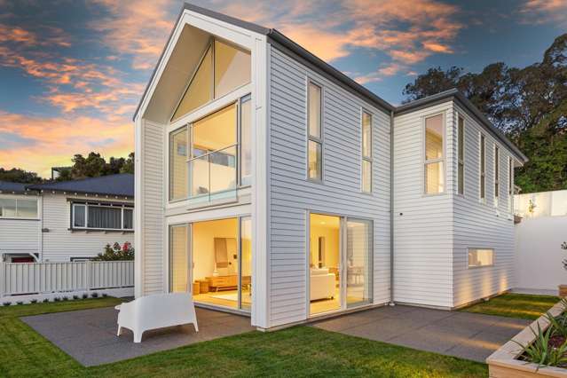 Brand New Waterfront - Must Be Sold!