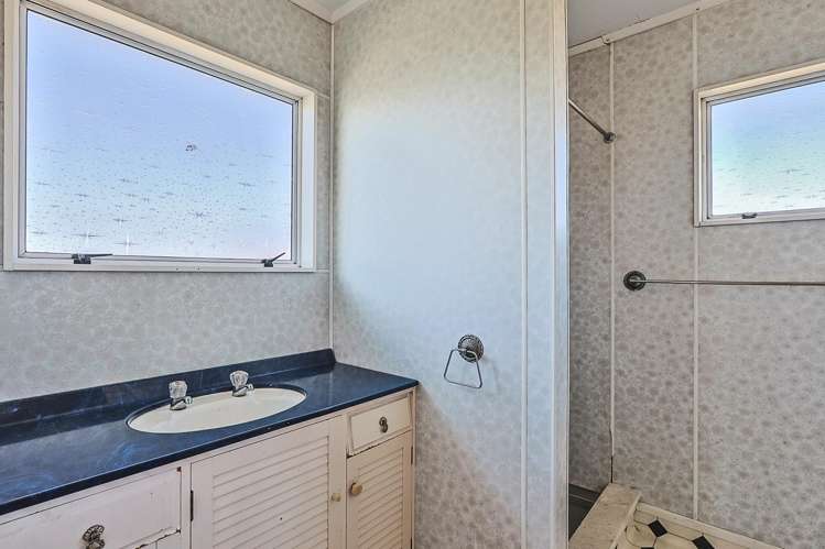 39 Folkestone Drive Flaxmere_5
