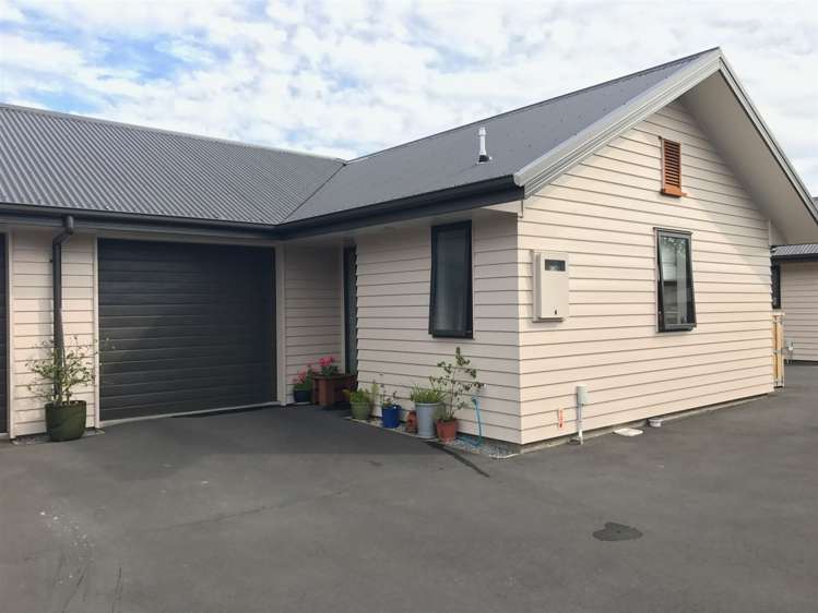 2/1 Cameron Street Sydenham_1