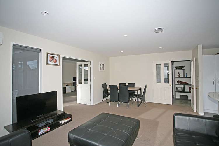 3 Kohuhu Lane Burwood_11