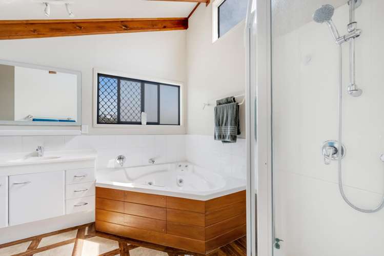 2/133 Moore Street Howick_21