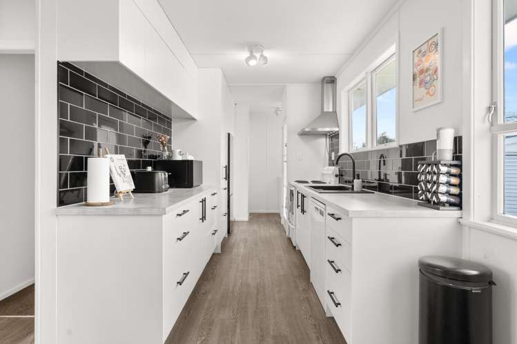 32 Daniell Street_3