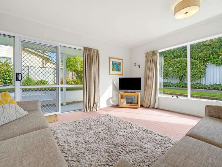 29 Hinewa Road Otumoetai_5