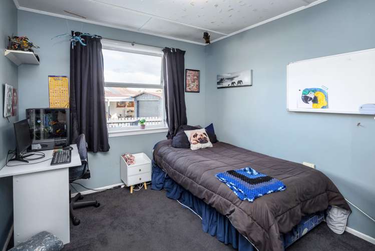 9 Skipage Grove Featherston_23