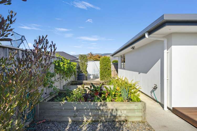 9 Camberley Road Richmond_30