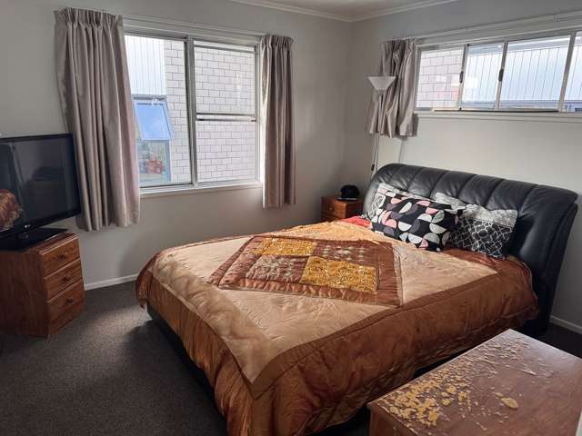 16 Moffitt Place Mangere East_1