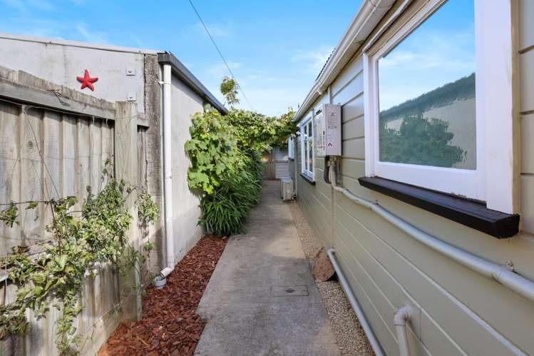 74 Barton Street Woolston_17