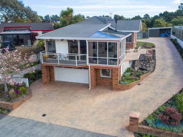 12 Woodland Grove Feilding_2