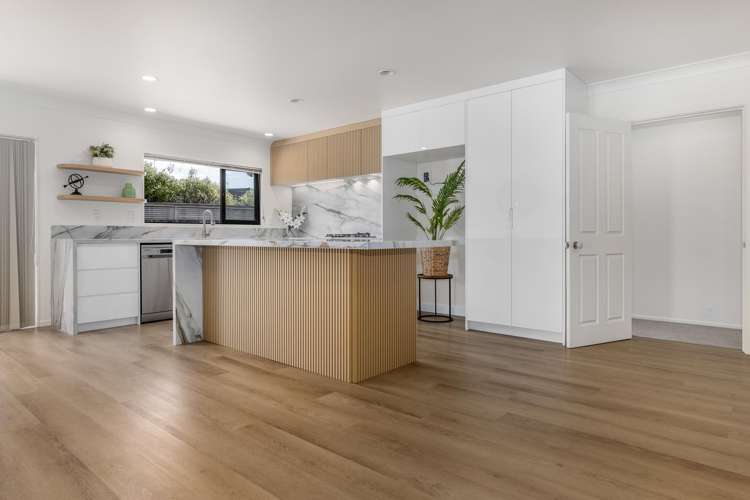 9 Takahe Drive Paraparaumu Beach_4