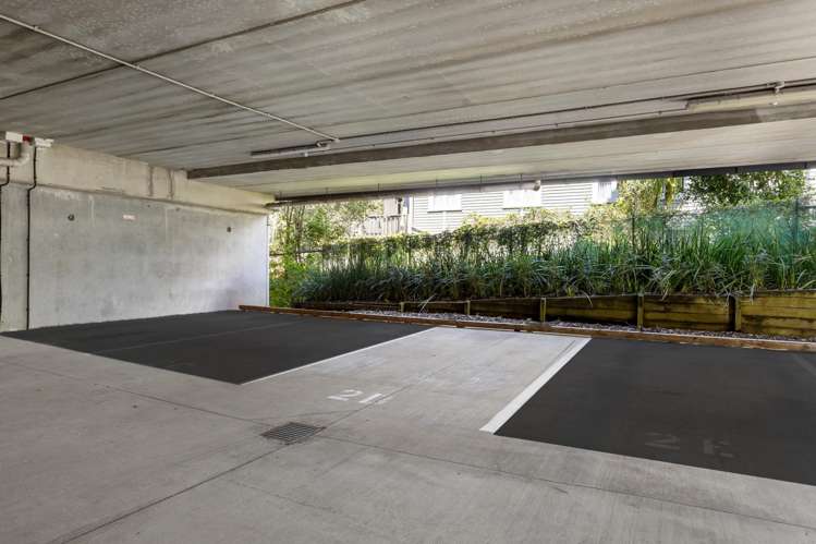 2D/1 Wadier Place Henderson_12