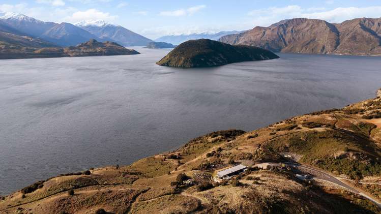 - West Wanaka Road, Roys Peninsula Glendhu Bay_0