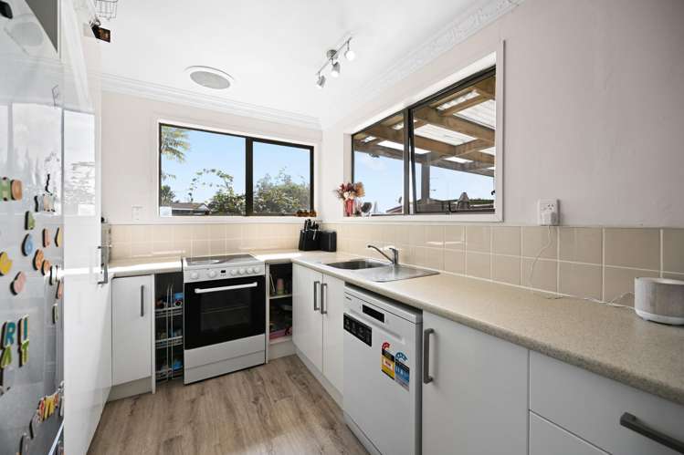 29 Odlin Crescent Nawton_2