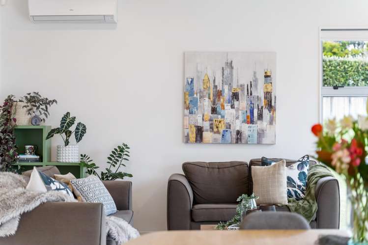 6 Kibblewhite Avenue Beachlands_8