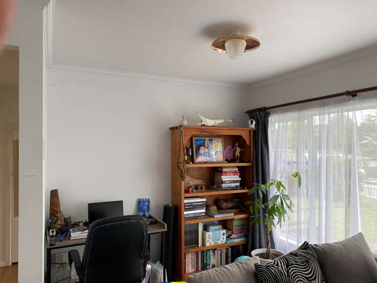 13 Sylvan Crescent Te Atatu South_10