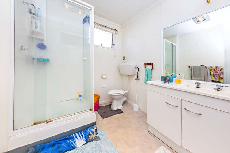 16 Seddon Avenue Papatoetoe_10