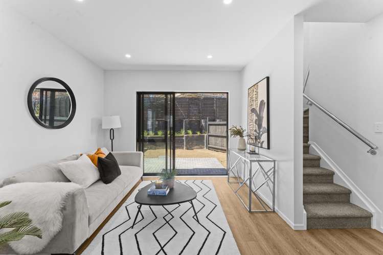 11 Greenbrier Street Westgate_7