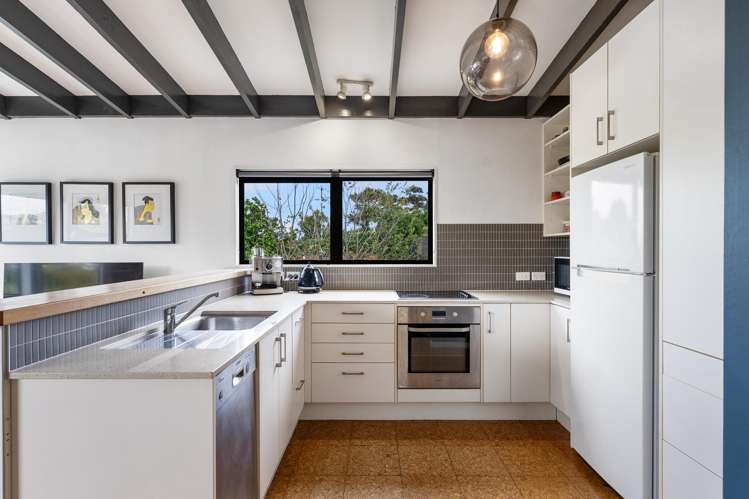 2/26 Colonial Road Birkenhead_5