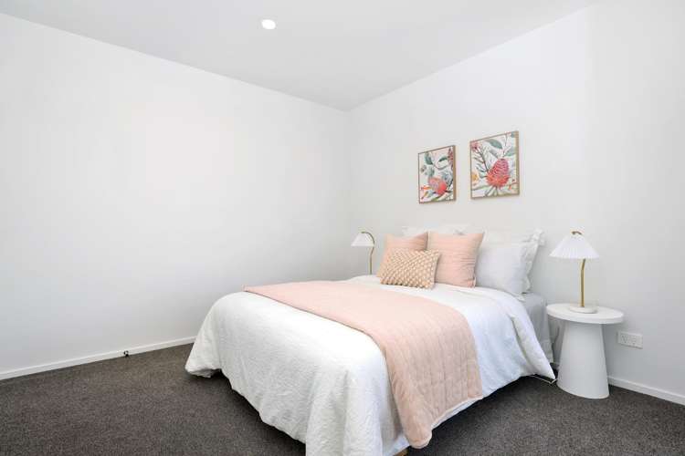 2 Orwell Way Elgin_25