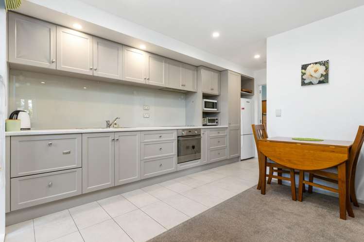 16 Saracen Avenue Northwood_3