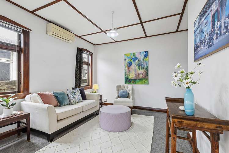 94 Endeavour Street Lyall Bay_4