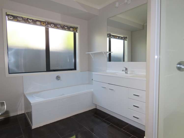 72 Crampton Road Reefton_19