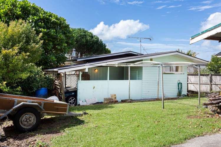 65 Hatherlow Street Glenfield_10