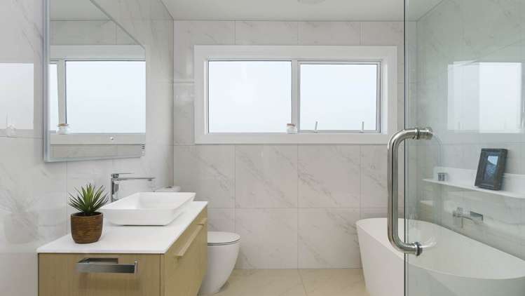 18 Throttle Close Dairy Flat_17