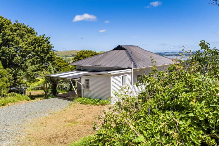 1679 State Highway 12 Paparoa_41