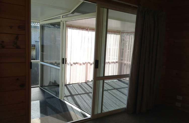 3 Dan Tori Place Orewa_12