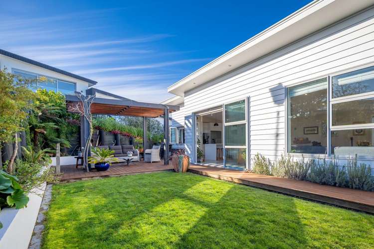 6 Heemskerck Place Britannia Heights_10