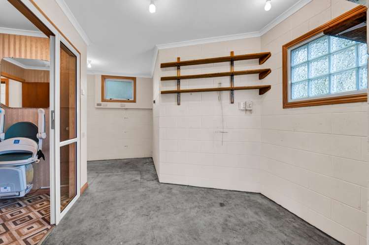 64 Waiwaka Terrace Strandon_25