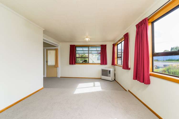 1 Clark Street Owaka_7