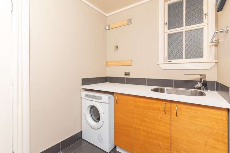 16 Bond Street Marton_16