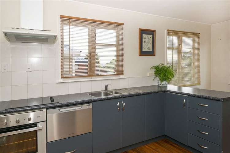 8 Bythell Street Redwoodtown_1